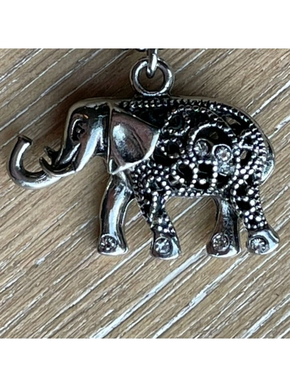Silvertone Elephant Pendant Necklace Rhinestone - Picture 8 of 14